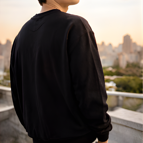 Sweatshirt Noir Minimaliste