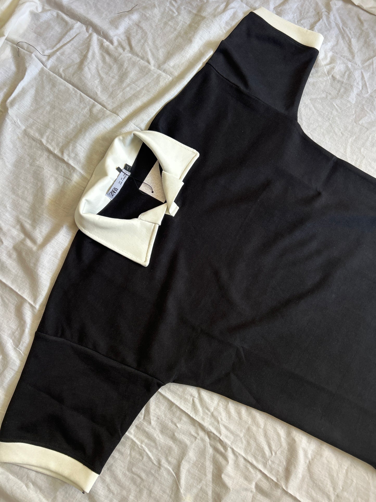Polo Premium Noir & Blanc – Style Minimaliste Old Money